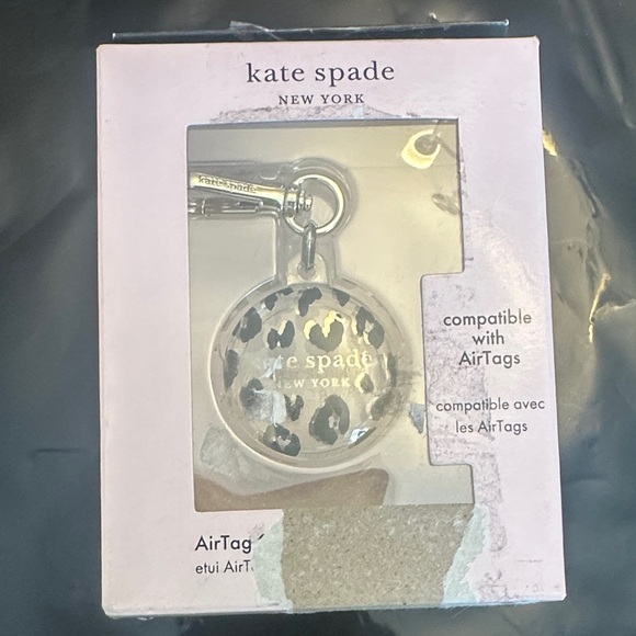 kate spade Accessories - Kate Spade Leopard Print AirTag Case